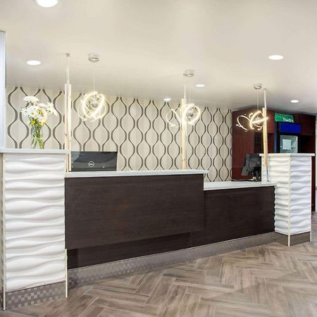 Hotel Wingate By Wyndham Bloomington Exteriér fotografie