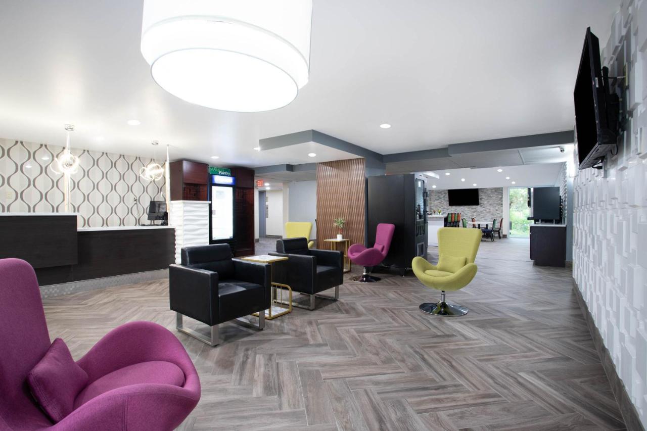 Hotel Wingate By Wyndham Bloomington Exteriér fotografie