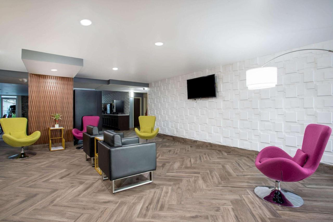 Hotel Wingate By Wyndham Bloomington Exteriér fotografie